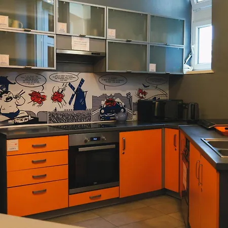 Lazemaze Хостел