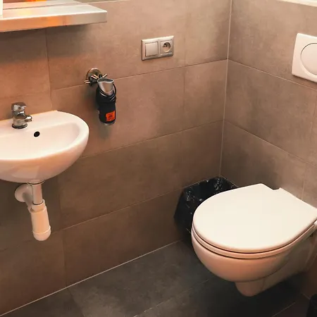 Auberge de jeunesse Lazemaze *