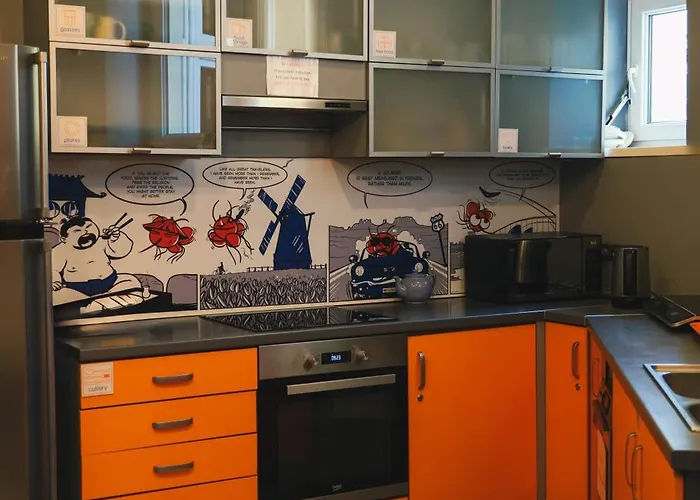 Lazemaze بيت شباب *