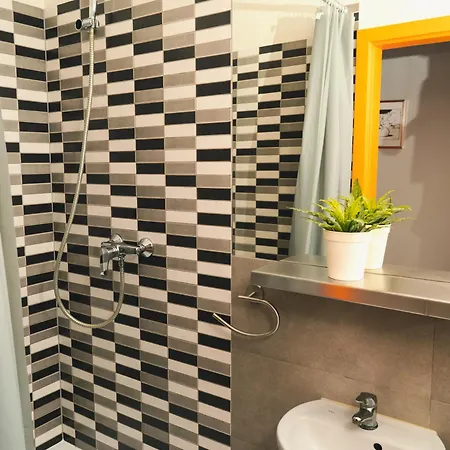 Хостел Lazemaze